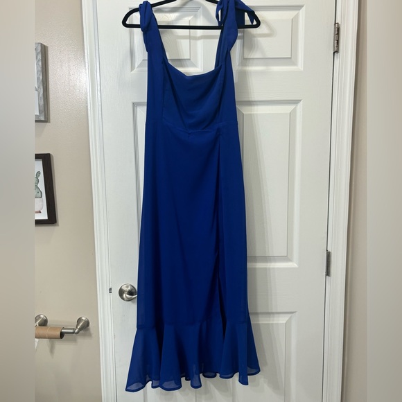 Lulu's Blue Midi Dress - Picture 2 of 9